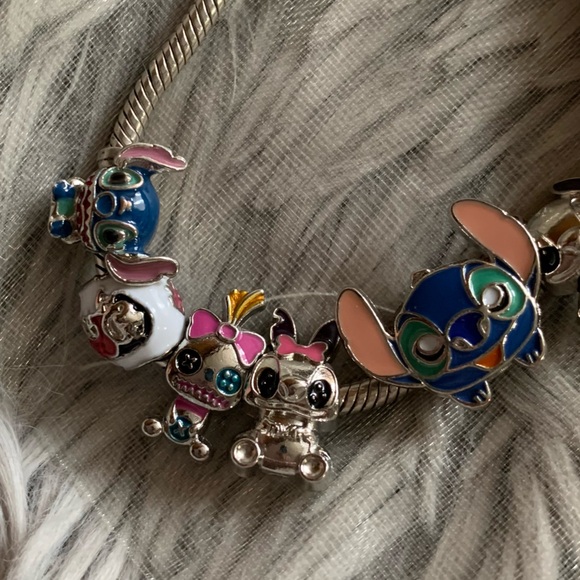 Pandora Heart Clasp Bracelet w/ 9 NEW Disney Lilo & Stitch Theme Charms - Picture 2 of 9